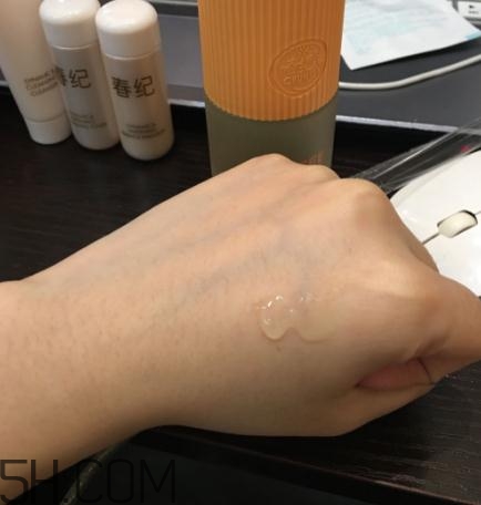 春紀咖啡煥膚菁華露好用嗎？春紀咖啡煥膚菁華露評測