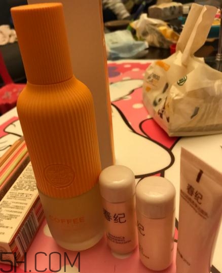 春紀咖啡煥膚菁華露好用嗎？春紀咖啡煥膚菁華露評測