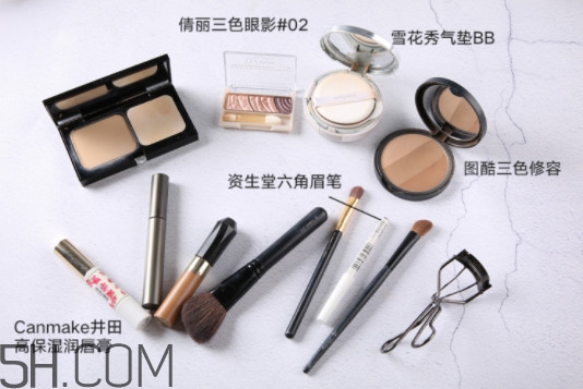 快速化妝好看又自然的方法 5分鐘速成妝容 快速化妝好看又自然的方法 5分鐘速成妝容