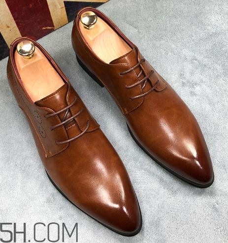 棕色皮鞋變黑怎么辦？棕色皮鞋變黑怎么恢復(fù)？