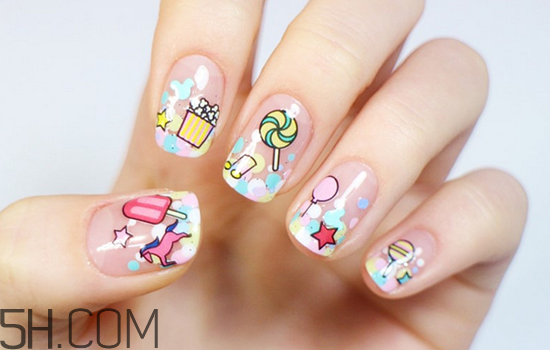 貼片美甲能維持多久？可愛(ài)型美甲推薦