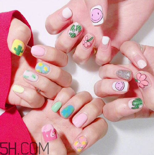 貼片美甲能維持多久？可愛(ài)型美甲推薦