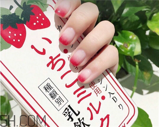 手指粗適合做什么美甲？美甲簡單大方新款圖片