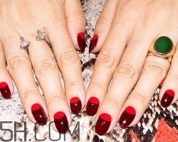 冬天美甲適合什么顏色？純色美甲跳色款式搭配圖