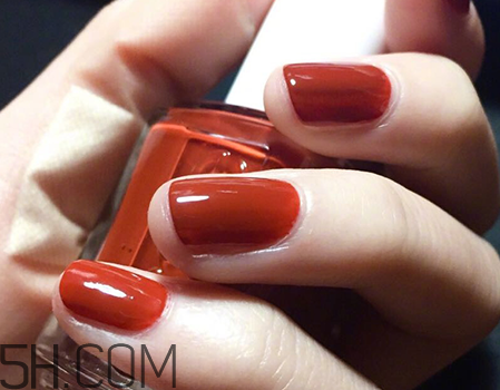 手指粗適合做什么美甲？美甲簡單大方新款圖片