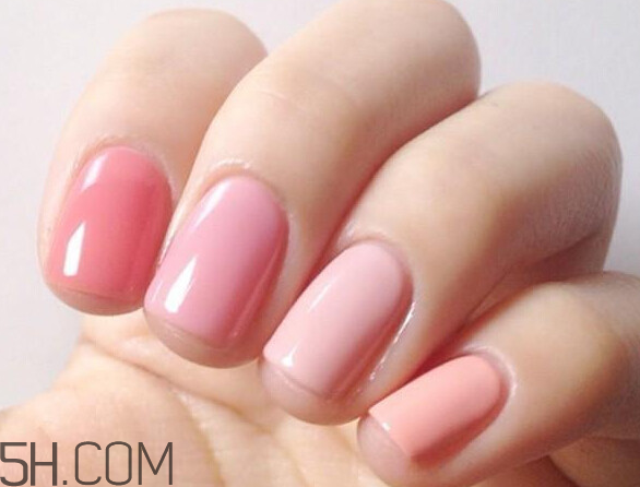 冬天美甲適合什么顏色？純色美甲跳色款式搭配圖