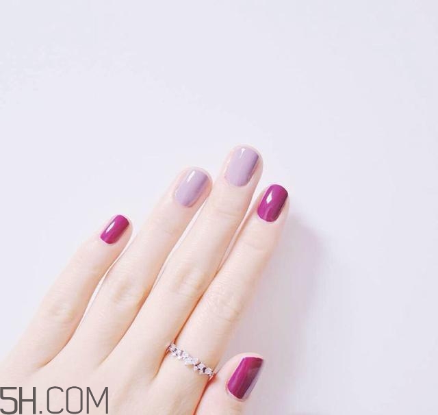 冬天美甲適合什么顏色？純色美甲跳色款式搭配圖