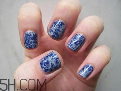 大理石紋美甲怎么做教程 漸變美甲怎么做教程 大理石紋美甲怎么做教程 漸變美甲怎么做教程