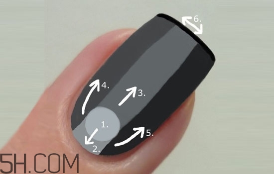 光療甲和水晶甲哪個好？什么是水晶甲？