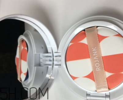 rojank茹妝這個牌子怎么樣？茹妝化妝品好用嗎？