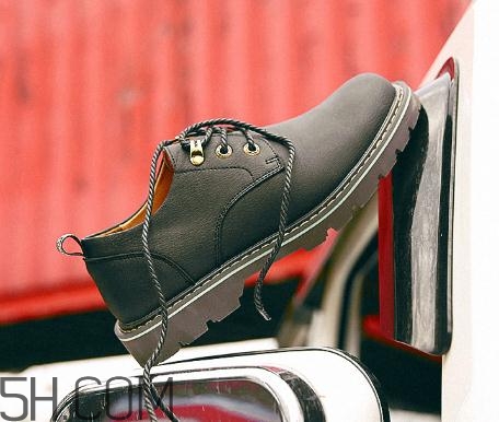 頭層牛皮是真皮嗎？頭層牛皮和二層牛皮哪個(gè)好？