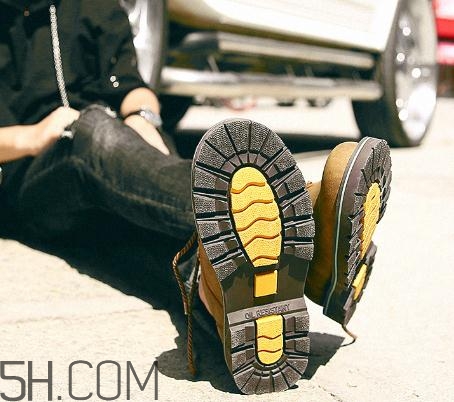 頭層牛皮會掉皮嗎？頭層牛皮會掉色嗎？