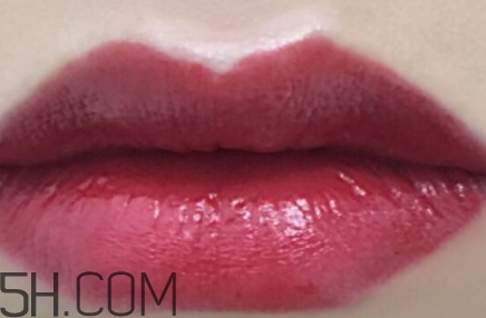 mac brave red是什么紅？mac brave red試色