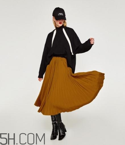 焦糖色半身裙怎么搭配？焦糖色半身裙搭配圖片