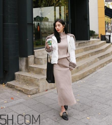 棉服搭配長裙好看嗎？棉襖搭配長裙圖片