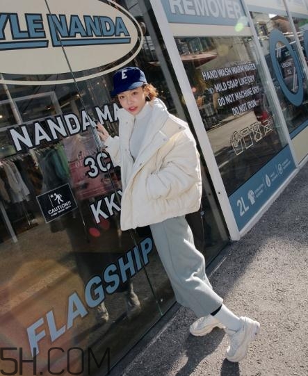 棉服搭配長裙好看嗎？棉襖搭配長裙圖片