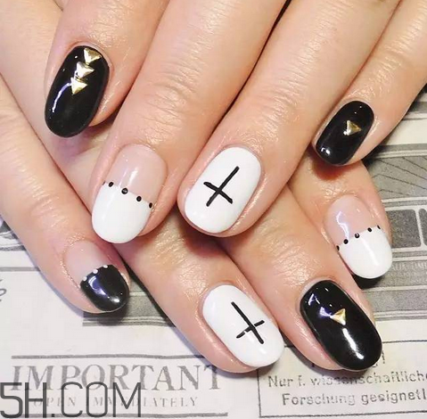 手黃做什么美甲好看？2018全新卡通可愛美甲款式