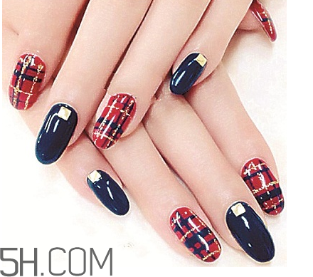 如何卸除頑固的亮片美甲？美甲甲片怎么貼最結(jié)實？