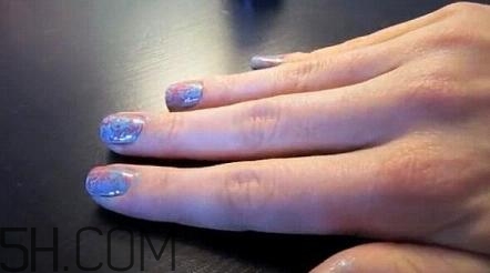 大理石紋美甲怎么做教程 漸變美甲怎么做教程 大理石紋美甲怎么做教程 漸變美甲怎么做教程