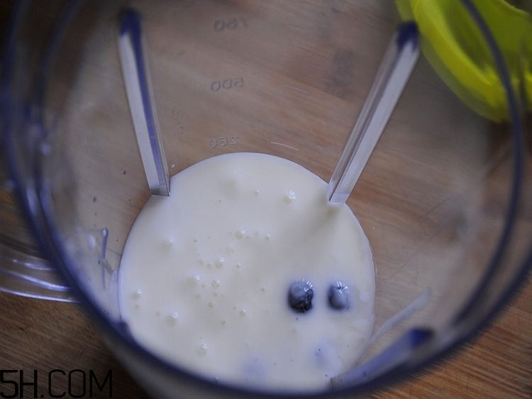 孕婦吃藍(lán)莓對胎兒有什么影響？哺乳期吃藍(lán)莓需要注意什么？