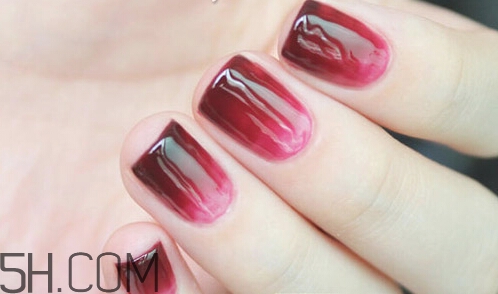 大理石紋美甲怎么做教程 漸變美甲怎么做教程 大理石紋美甲怎么做教程 漸變美甲怎么做教程