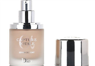 迪奧修復(fù)煥采精華粉底液遮瑕嗎？迪奧粉底液大合集