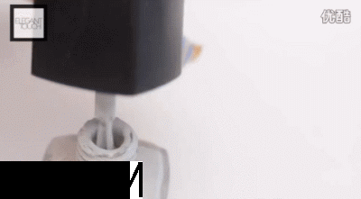 大理石紋美甲怎么做教程 漸變美甲怎么做教程 大理石紋美甲怎么做教程 漸變美甲怎么做教程