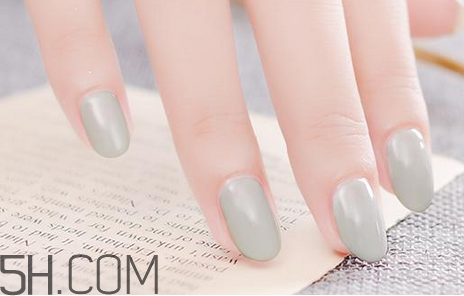 芭比膠是什么？指甲油怎么涂不掉色？