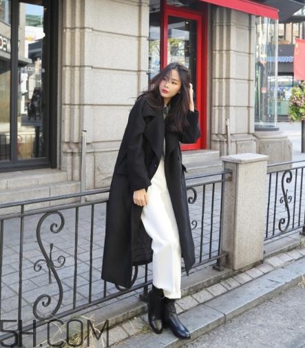 冬天穿白色褲子好看嗎？冬天白色褲子搭配圖片