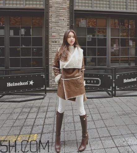 冬天穿白色褲子好看嗎？冬天白色褲子搭配圖片