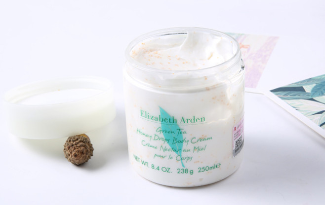 冬天怎樣護(hù)膚才能把皮膚護(hù)理好 冬天怎樣護(hù)膚才能把皮膚護(hù)理好