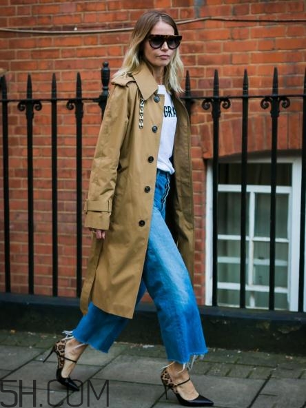 冬天牛仔闊腿褲配什么鞋子？冬天牛仔闊腿褲搭配鞋子圖