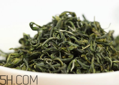 一斤茶葉要多少鮮葉 鮮茶幾斤炒一斤干茶 一斤茶葉要多少鮮葉 鮮茶幾斤炒一斤干茶