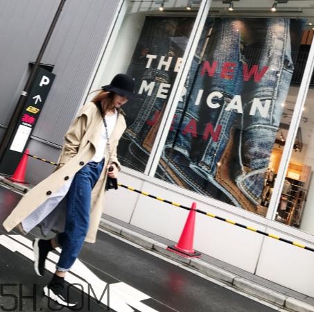 牛仔褲能用鹽水泡嗎？牛仔褲用鹽水泡多長(zhǎng)時(shí)間？