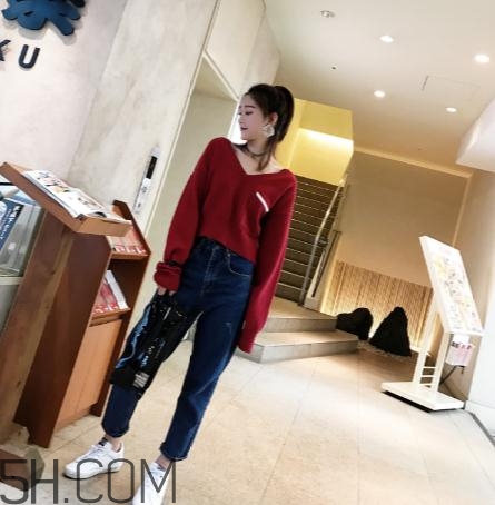 牛仔褲能用鹽水泡嗎？牛仔褲用鹽水泡多長(zhǎng)時(shí)間？