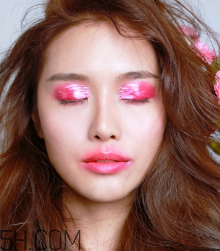 2018流行什么妝容？2018女性流行妝容