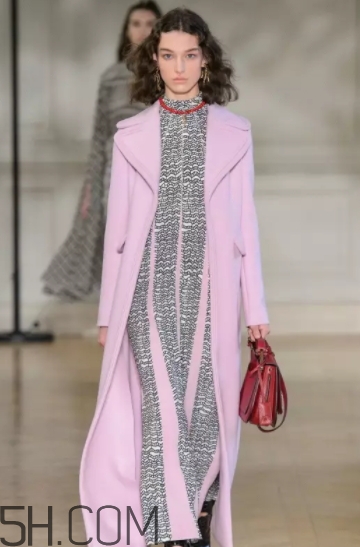 2018流行什么外套？2018年流行什么顏色外套