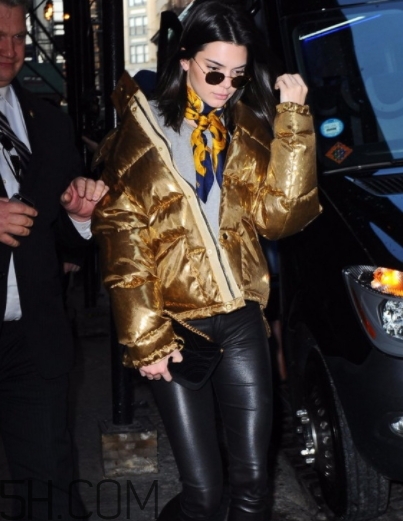 2018年流行什么大衣？2018流行大衣顏色