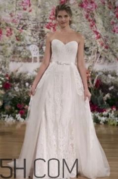 2018流行什么婚紗？2018婚紗款式圖片