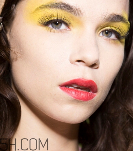 2018年流行什么眼妝？2018年流行眼妝趨勢(shì)