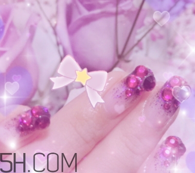 2018年指甲流行什么顏色？2018年流行什么指甲