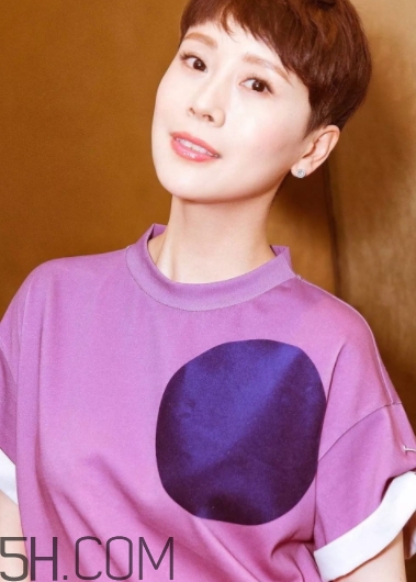 紫外光色衣服怎么搭配？紫外光色衣服搭配什么顏色