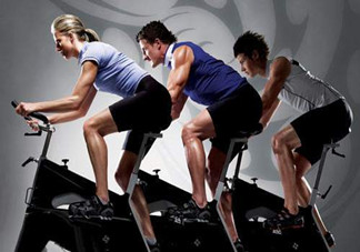 騎動感單車50分鐘能燃脂多少？動感單車減肥是全身瘦嗎？