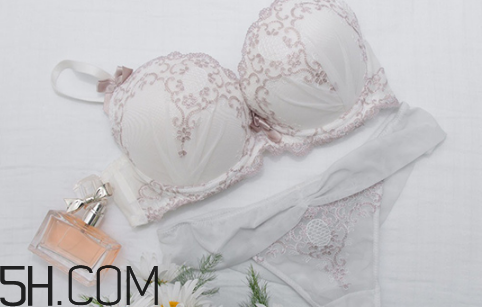 為什么女性深色內(nèi)褲不能穿？女性?xún)?nèi)褲是選擇深色好還是淺色好？