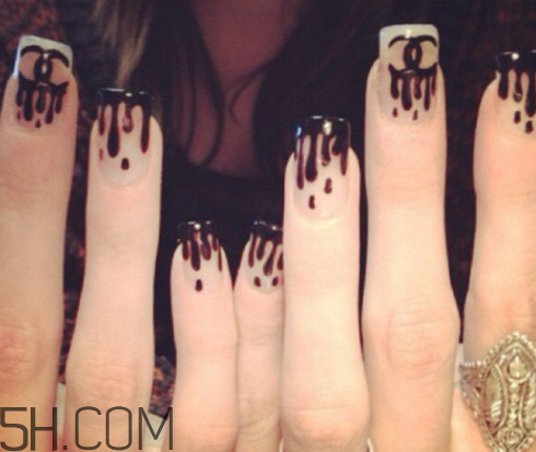 粉色漸變美甲怎么做？皮膚黑適合什么顏色的指甲油？