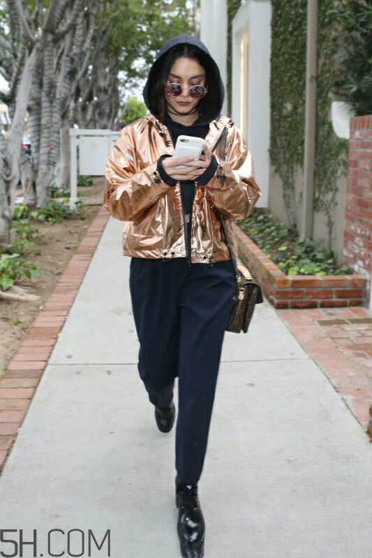 煙管褲是什么樣子的 最顯瘦的褲型 煙管褲是什么樣子的 最顯瘦的褲型