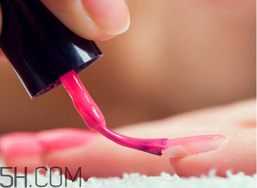 過期的指甲油還能用嗎？卸指甲油的小妙招