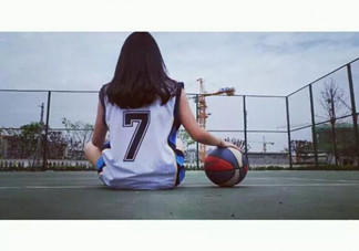 女生打籃球腿會變粗嗎？女生怎么樣打籃球腿不會變粗？