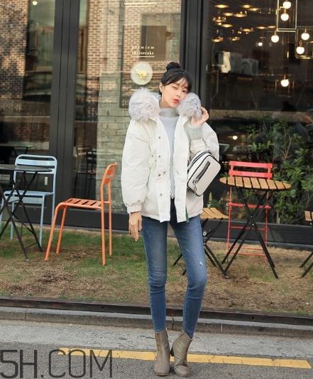 棉襖配牛仔褲好看嗎？棉服搭配牛仔褲圖片