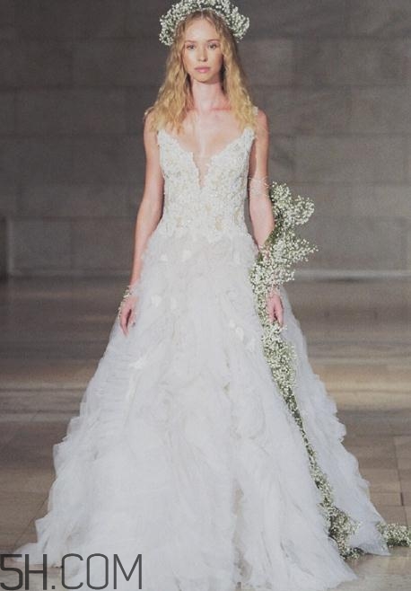 reem acra2018秋冬婚紗系列好看嗎_有哪些款式？